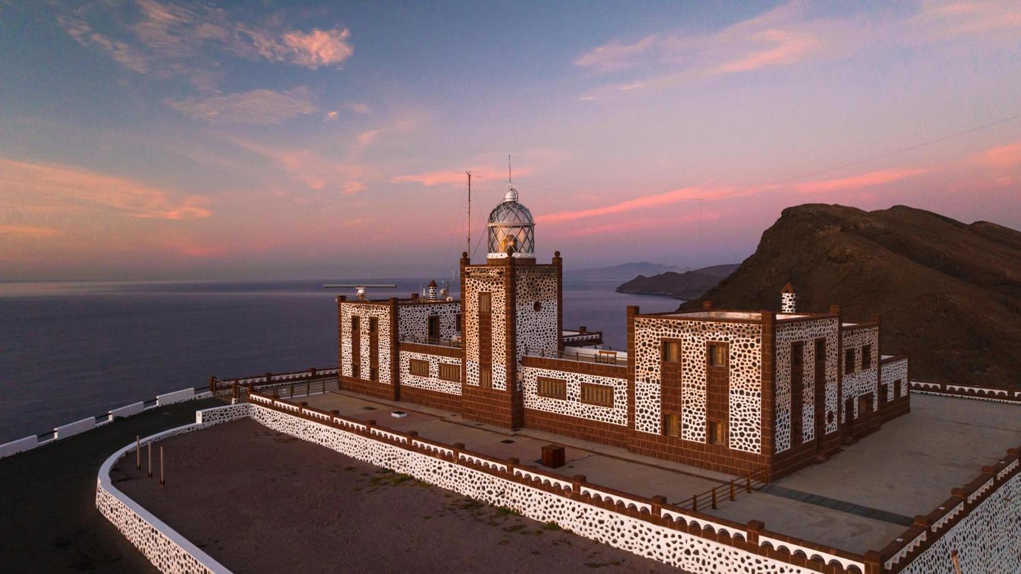 Casa Amaya - Spacious House With Pool, Large Garden, Bbq, 2 Terraces, And Ideal Location El Charco  Zewnętrze zdjęcie