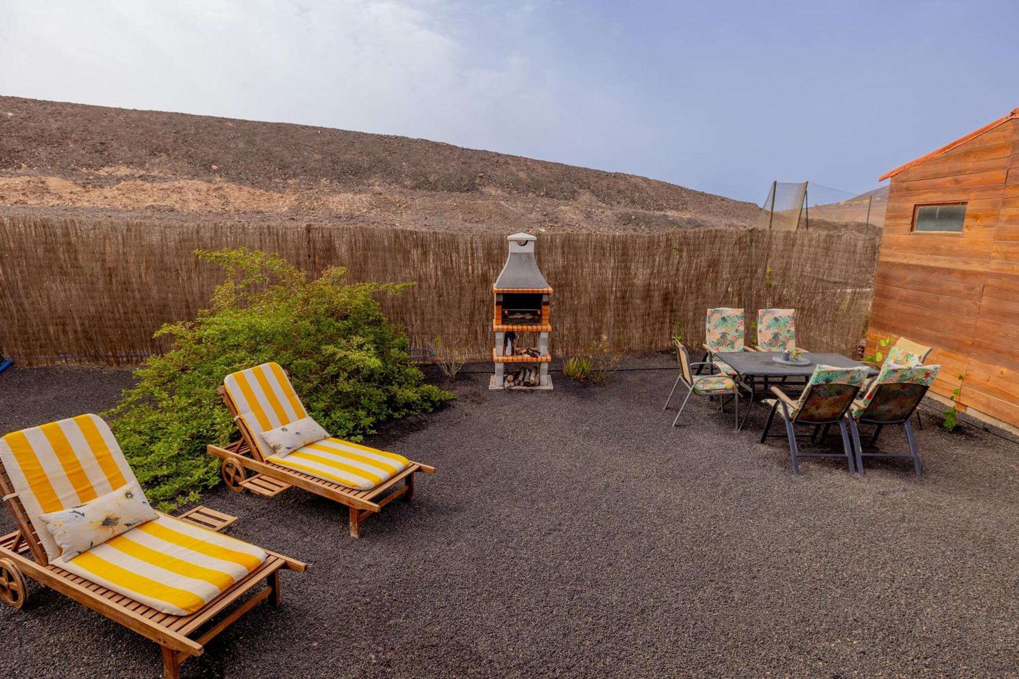 Casa Amaya - Spacious House With Pool, Large Garden, Bbq, 2 Terraces, And Ideal Location El Charco  Zewnętrze zdjęcie